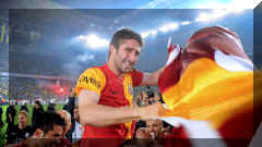 saracoglu_12mayis2012_06a.jpg (85462 octets)