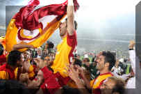 saracoglu_12mayis2012_08.jpg (66534 octets)